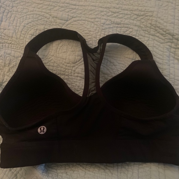 EUC Lululemon Bra Sz 4 - Picture 3 of 3